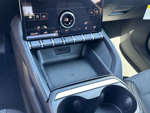 New 2026 GMC Terrain Elevation w/ LPO, Floor Liner Package image 29