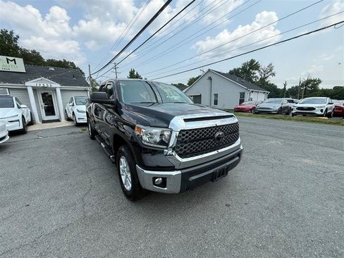 Used 2021 Toyota Tundra SR5 AWD/4WD image 9