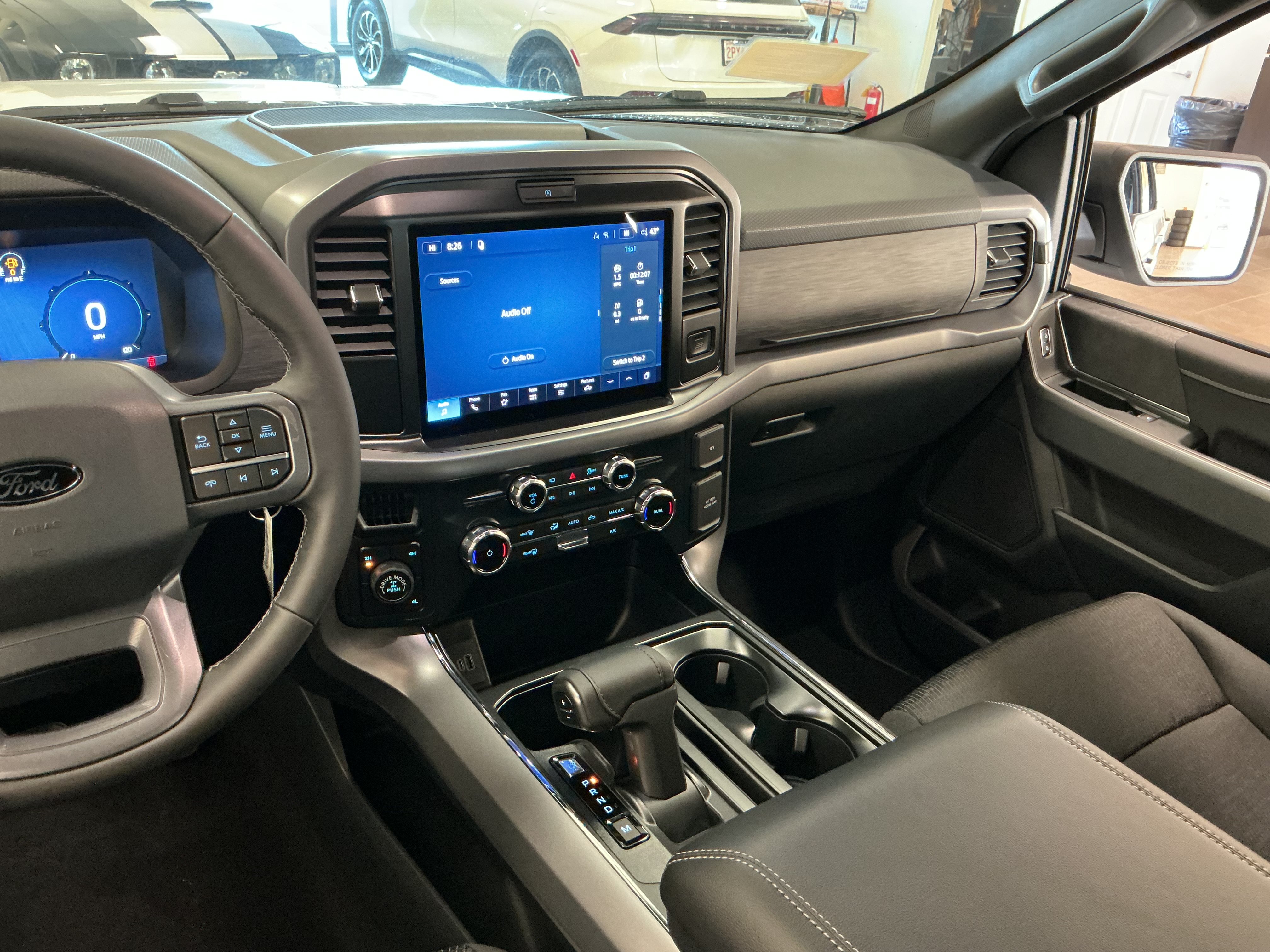 New 2026 Ford F150 XLT w/ XLT Black Appearance Package AWD/4WD image 12