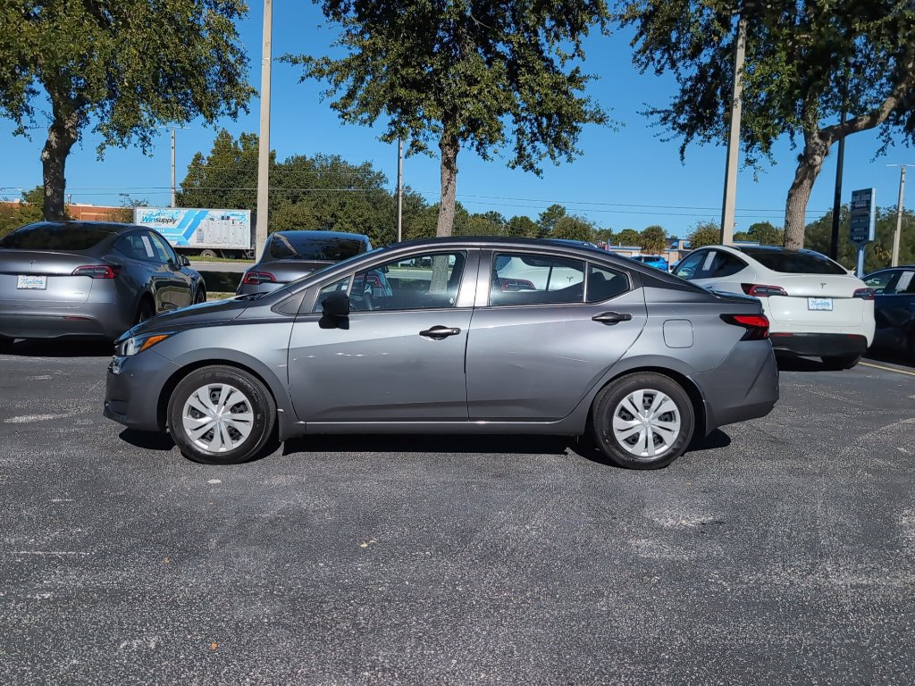 Used 2025 Nissan Versa S w/ Trunk Package FWD image 3