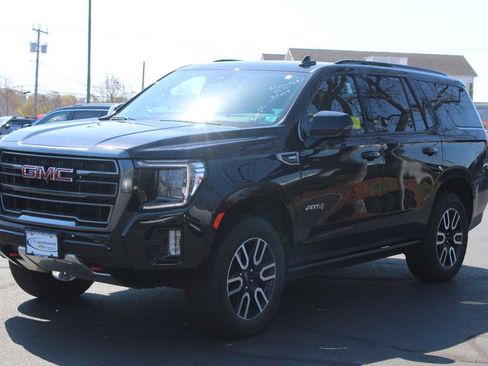 Used 2023 GMC Yukon AT4 w/ AT4 Premium Plus Package AWD/4WD image 2