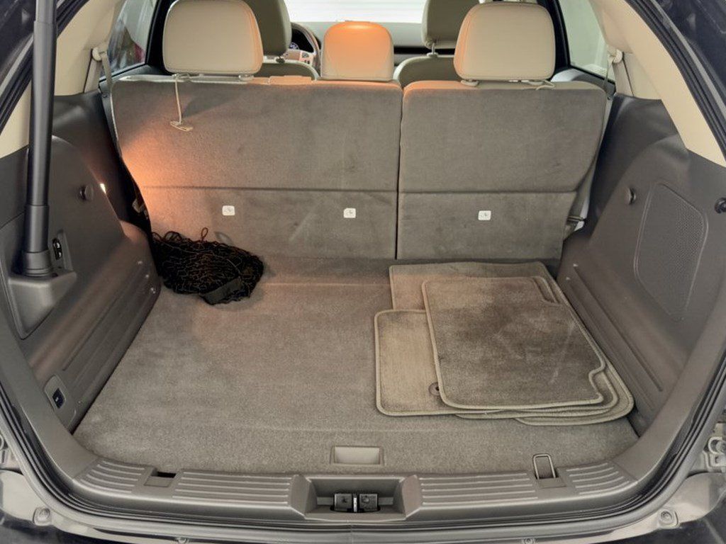 Used 2013 Ford Edge Limited FWD image 28