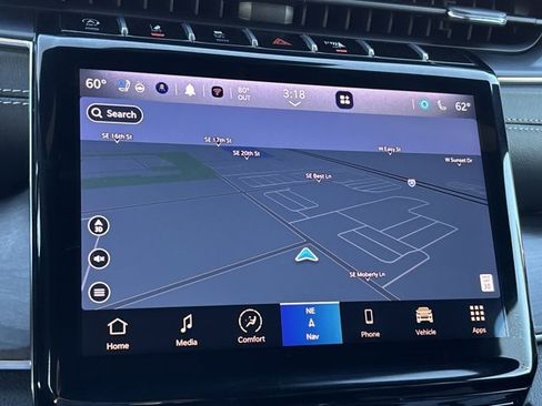 Used 2024 Jeep Grand Cherokee Overland image 33