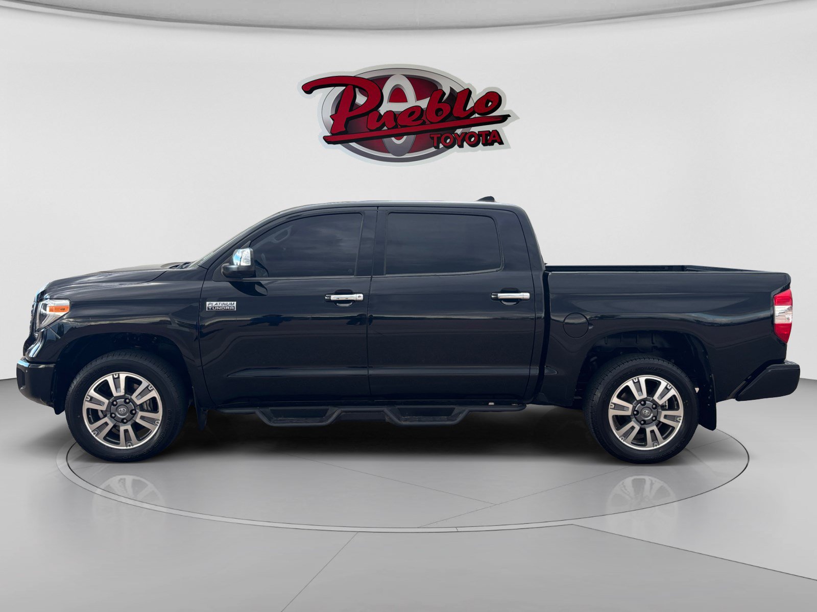 Used 2021 Toyota Tundra Platinum AWD/4WD image 2