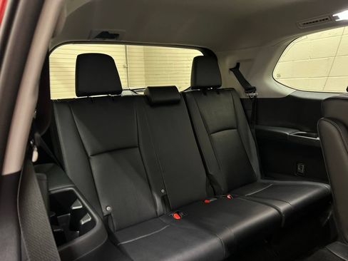 Used 2026 Toyota Grand Highlander AWD image 10