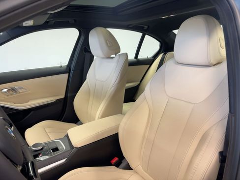 Used 2026 BMW 330i Sedan w/ Convenience Package image 23