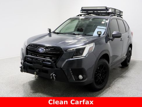 Used 2022 Subaru Forester Premium w/ Popular Package #1 image 2
