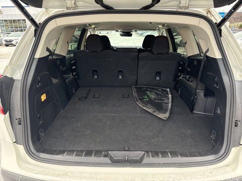 Used 2023 Subaru Ascent Premium w/ Convenience Package image 30