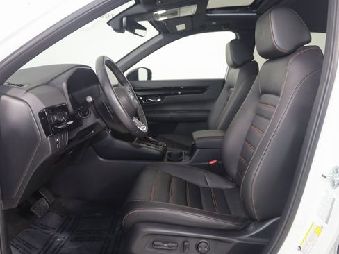 Used 2025 Honda CR-V Sport Touring image 12