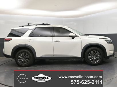 Used 2023 Nissan Pathfinder SV