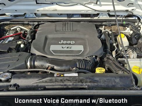 Used 2016 Jeep Wrangler Unlimited Sport image 29