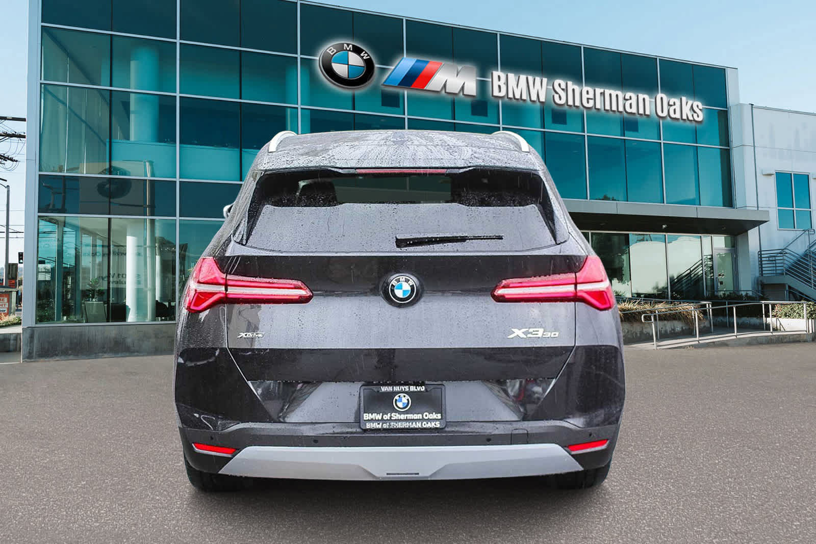 Used 2026 BMW X3 xDrive30i w/ Premium Package AWD/4WD image 5