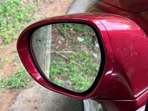 Used 2019 Buick Envision Premium w/ Driver Confidence Package image 15