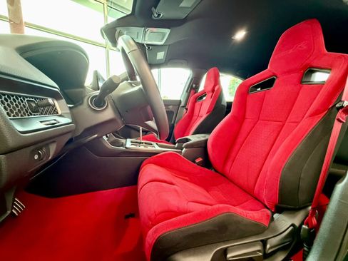 Used 2023 Honda Civic Type R image 61