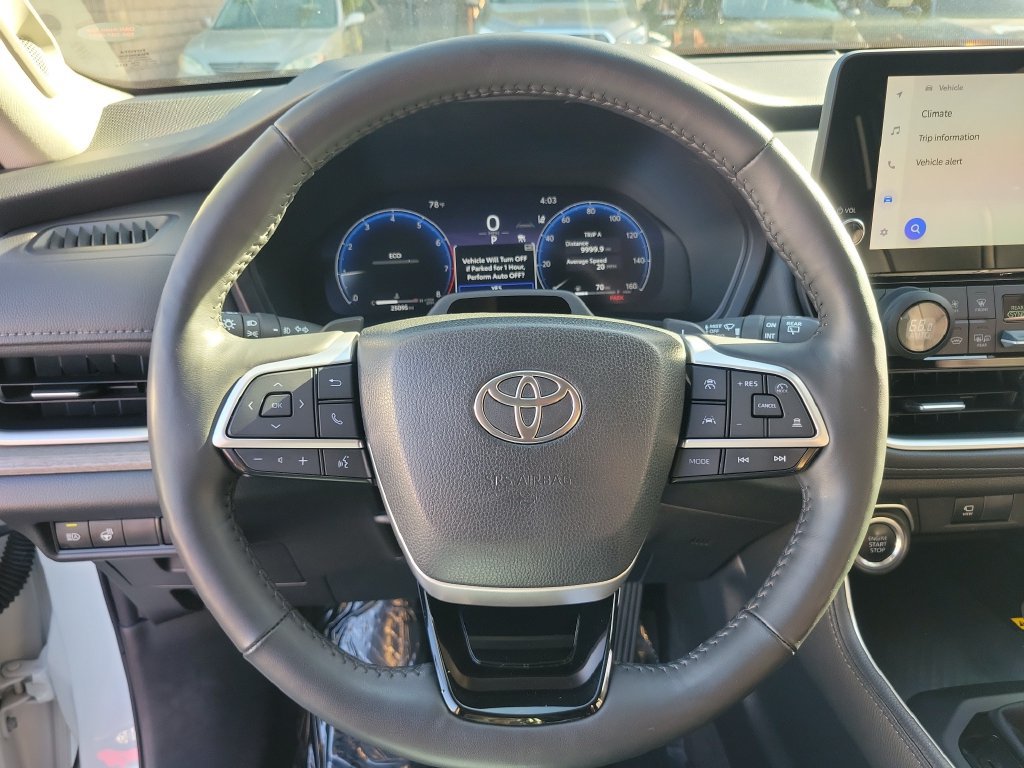 Used 2024 Toyota Grand Highlander AWD image 28