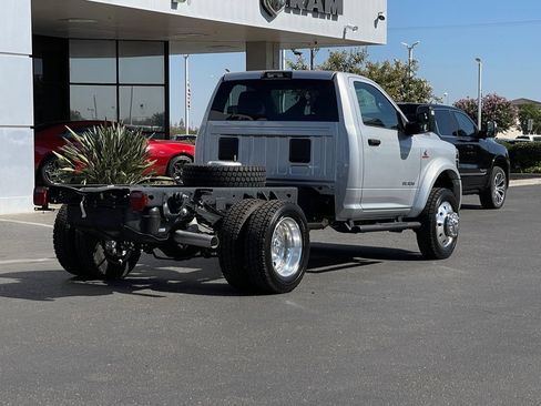 New 2026 RAM 5500 4x4 Regular Cab image 4