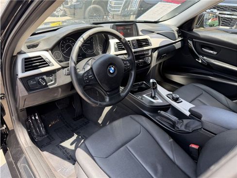 Used 2018 BMW 320i Sedan RWD image 17