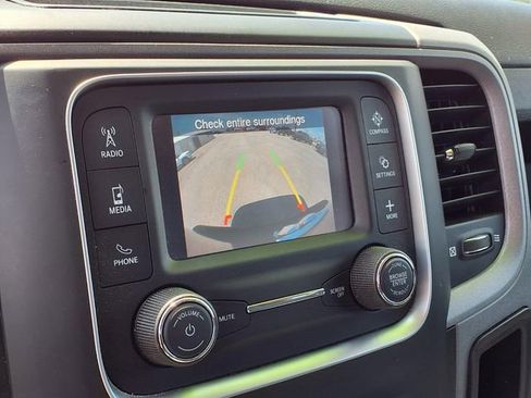Used 2021 RAM 1500 Express RWD image 9