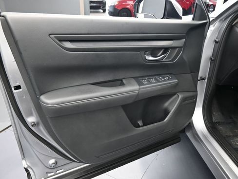 Used 2024 Honda CR-V LX image 15