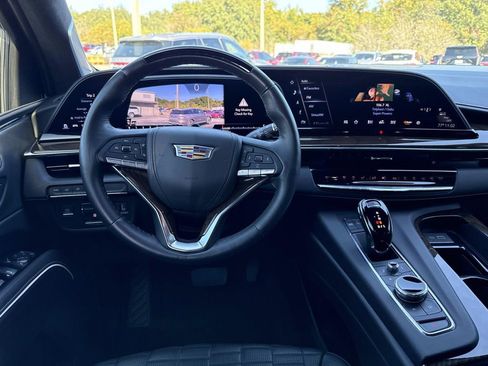 Certified 2024 Cadillac Escalade ESV Sport Platinum w/ LPO, ONYX Package image 17