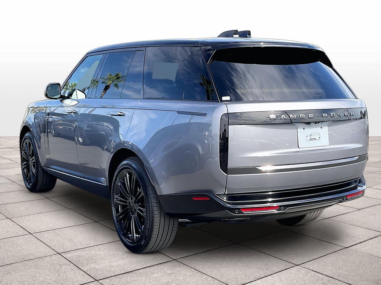 New 2026 Land Rover Range Rover SE AWD/4WD image 3