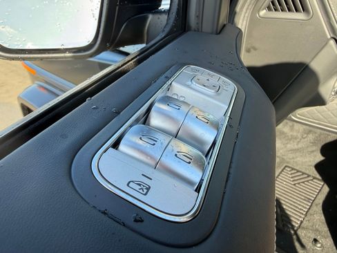 New 2026 Mercedes-Benz G 63 AMG 4MATIC image 15