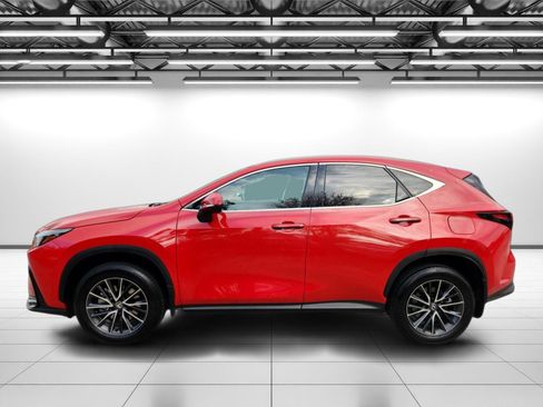 Used 2024 Lexus NX 250 FWD w/ Premium Package image 6