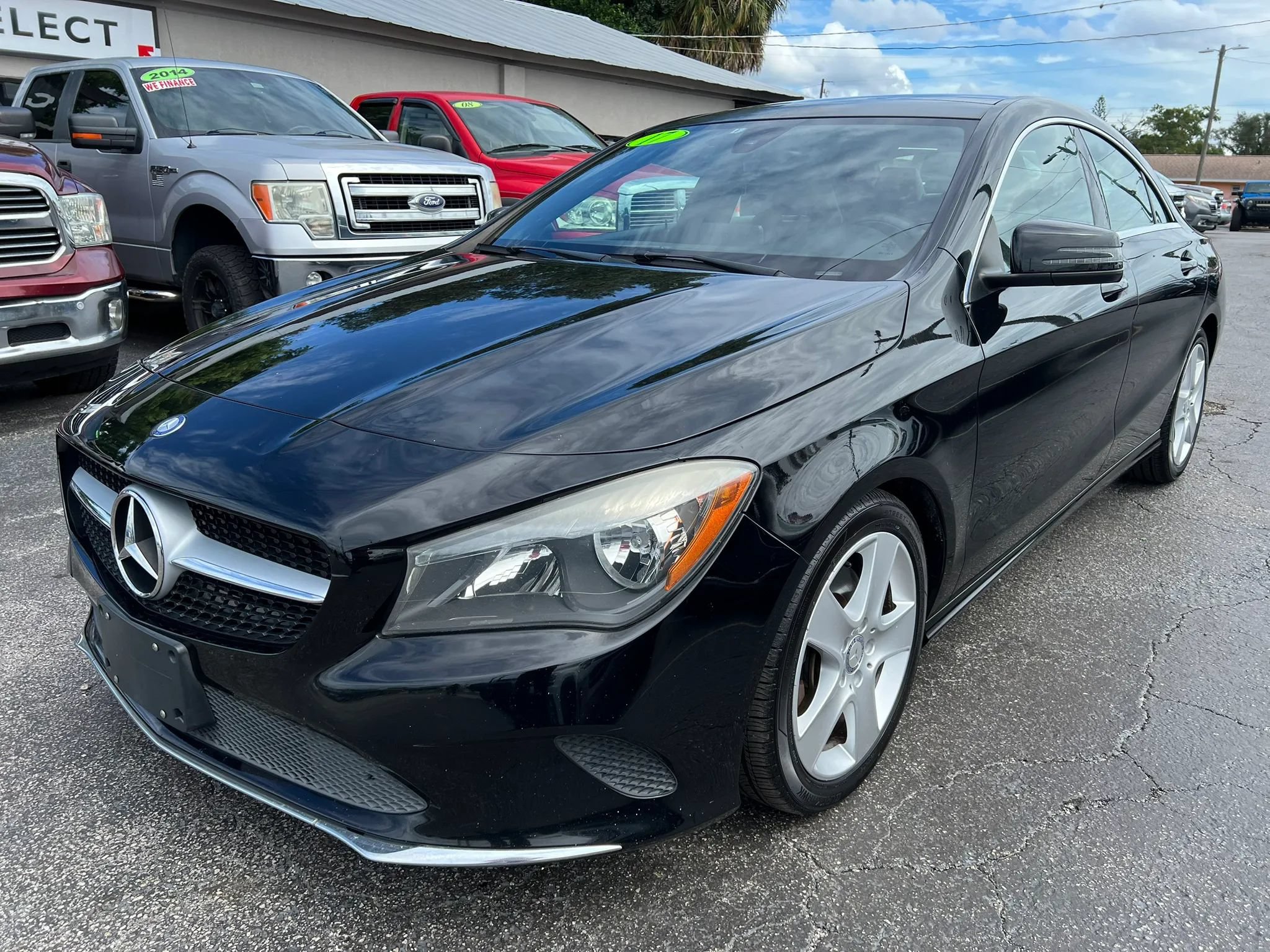 Used 2017 Mercedes-Benz CLA 250 image 2