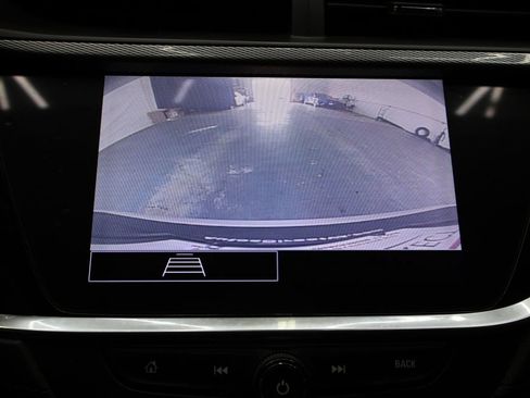 Used 2022 Buick Encore GX Preferred w/ Cold Weather Comfort Package FWD image 22