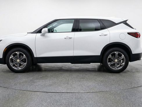 Used 2025 Chevrolet Blazer LT image 5