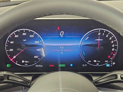 New 2025 Mercedes-Benz GLC 350e 4MATIC image 34