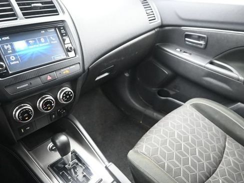 Used 2024 Mitsubishi Outlander Sport ES AWD/4WD image 27
