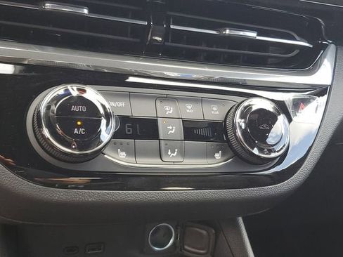 New 2026 Buick Envista Sport Touring w/ Convenience I Package FWD image 22