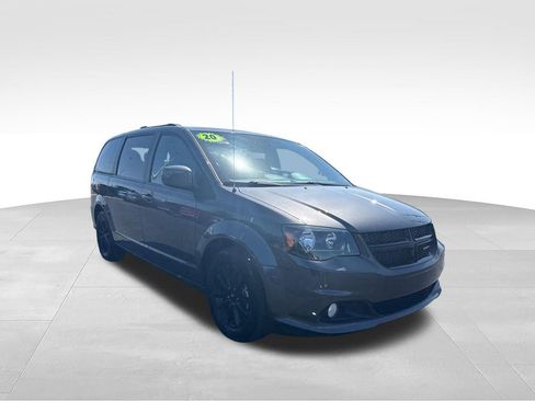 Used 2020 Dodge Grand Caravan SE FWD image 8