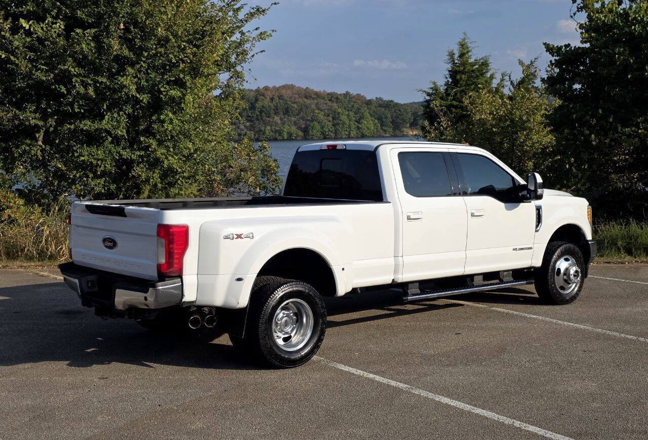 Used 2017 Ford F350 Lariat AWD/4WD image 23