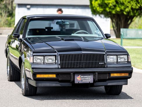 Used 1987 Buick Regal Coupe RWD image 16