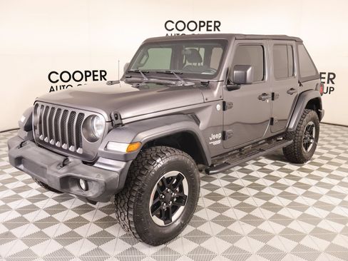 Used 2019 Jeep Wrangler Unlimited Sport S AWD/4WD image 9