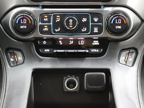 Used 2018 Chevrolet Tahoe LT RWD image 33