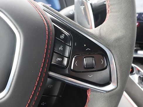 Used 2023 Chevrolet Corvette Stingray Premium Conv w/ Z51 Performance Package image 22