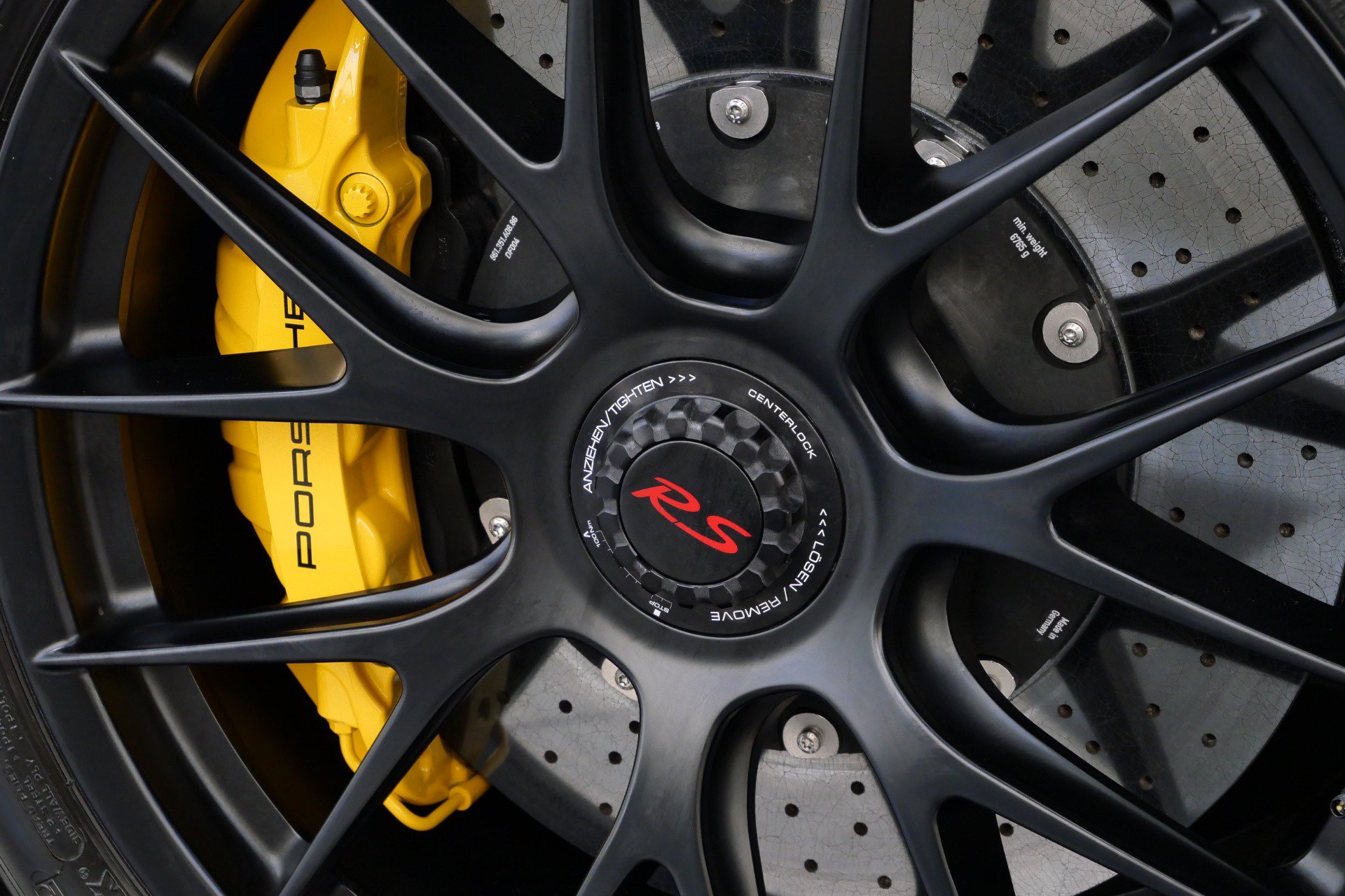 Used 2019 Porsche 911 GT2 RS RWD image 65