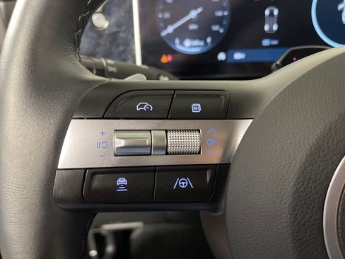 Certified 2025 Hyundai Tucson Limited image 31