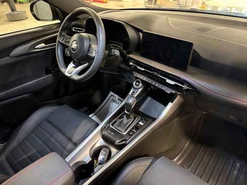 Certified 2023 Dodge Hornet GT w/ GT Blacktop Package image 11