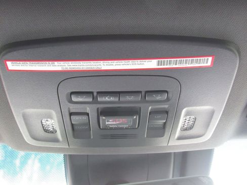 Certified 2019 Toyota Avalon XSE w/ Carpet Mat Package FWD image 26