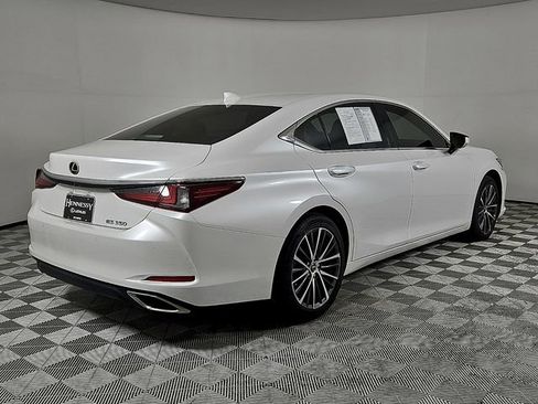 Used 2025 Lexus ES 350 w/ Premium Package image 4