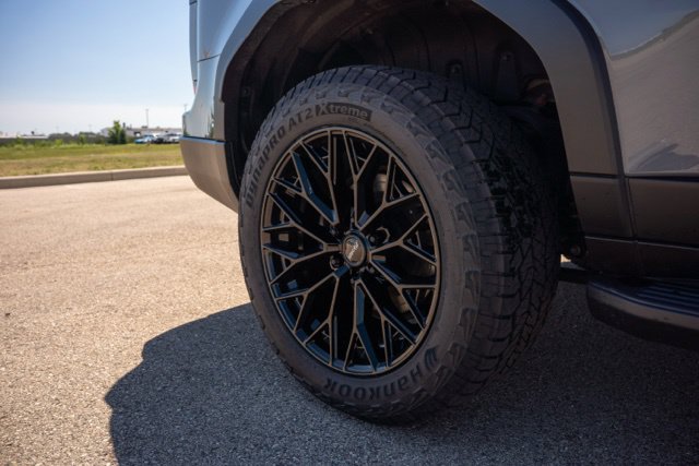 Used 2024 Lexus GX 550 AWD/4WD image 11