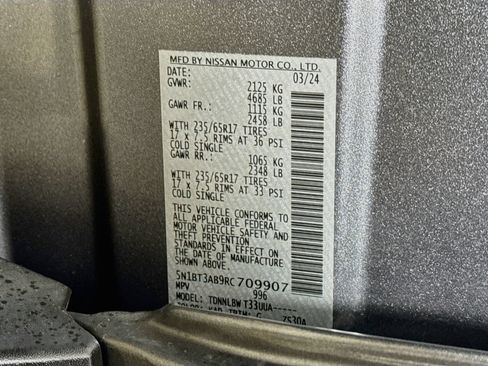 Used 2024 Nissan Rogue S AWD/4WD image 29