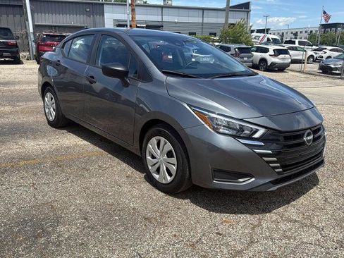 Certified 2025 Nissan Versa S FWD image 1