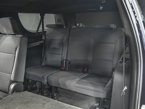 Used 2023 Chevrolet Suburban LS image 29