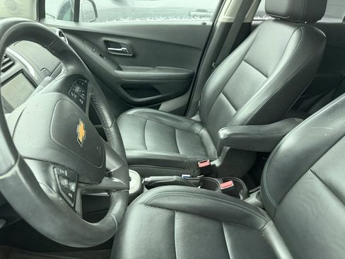 Used 2016 Chevrolet Trax LTZ image 3