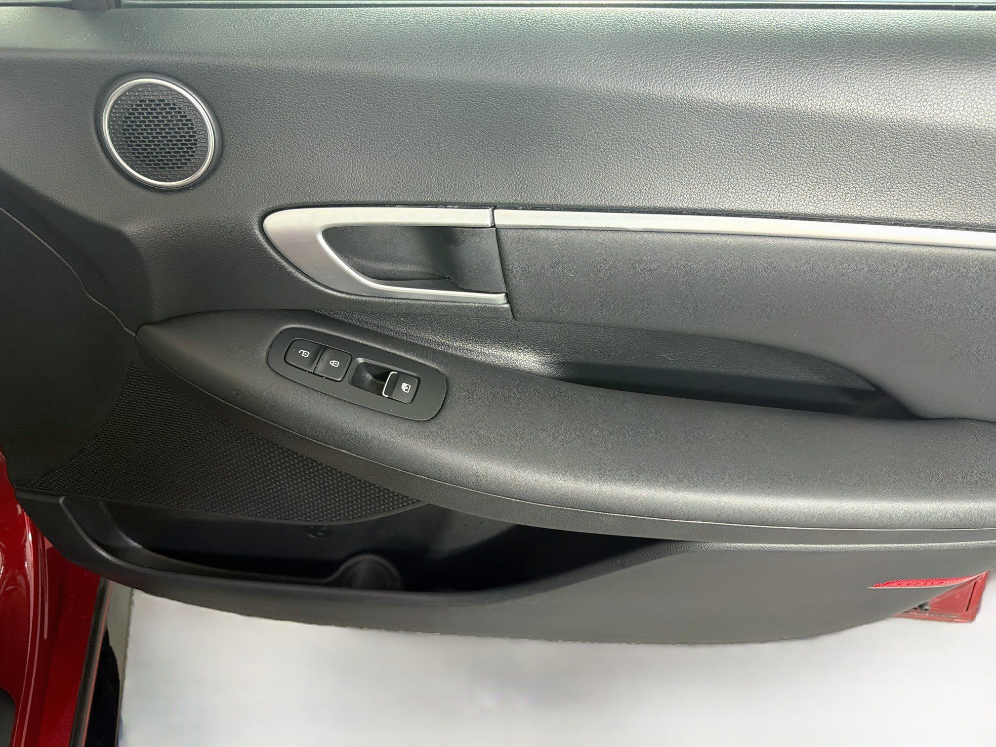 Used 2025 Hyundai Sonata SEL FWD image 30